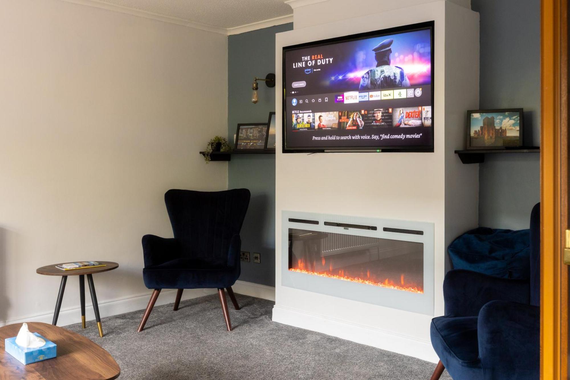 Ideal 3 Bed In With Free Parking *