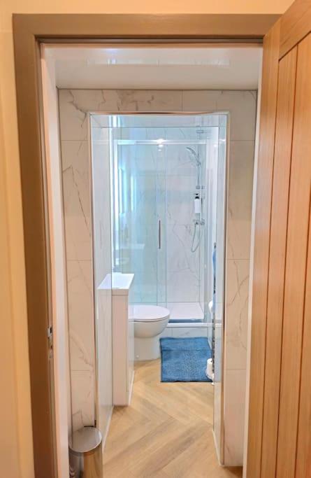 Newly Renovated Gem - Free Parking & Modern Comfort