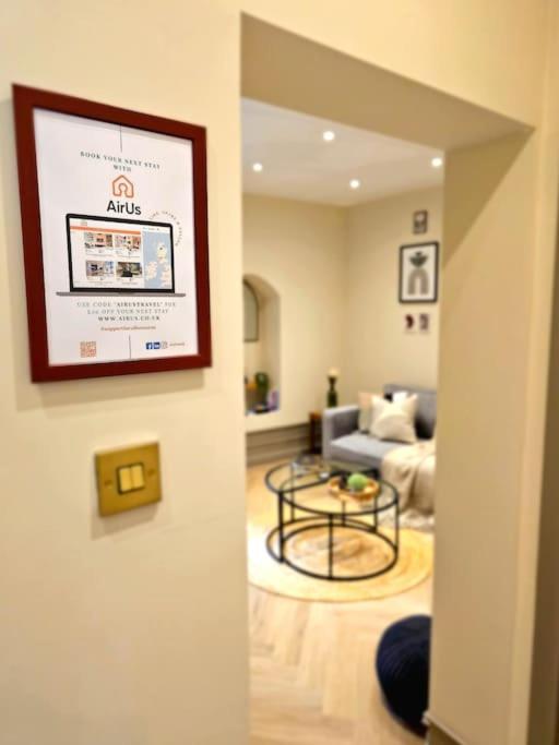 Holiday home Newly Renovated Gem - Free Parking & Modern Comfort Glasgow