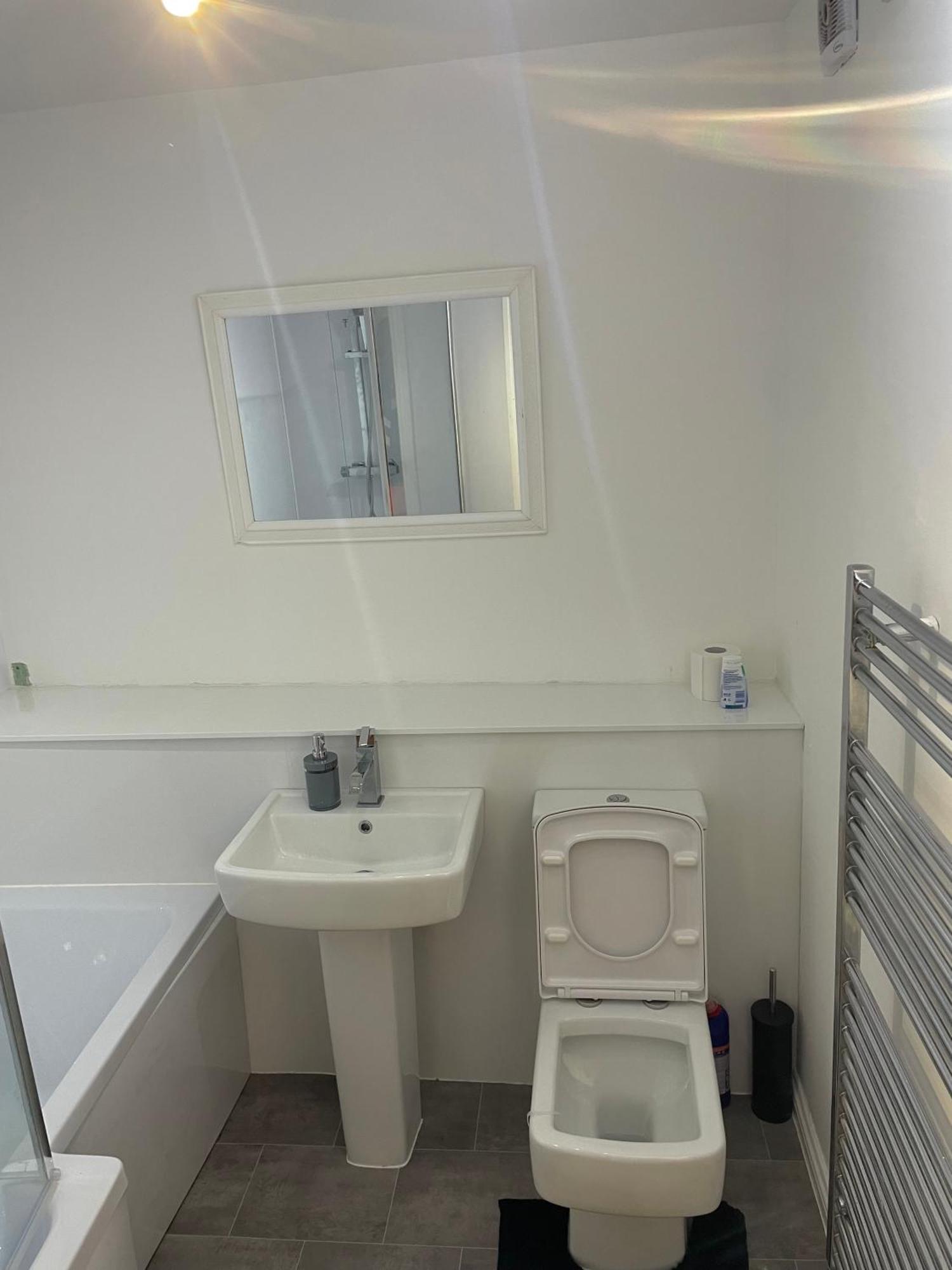 3 Bed, 2 Bedroom City Centre Apt Apartment