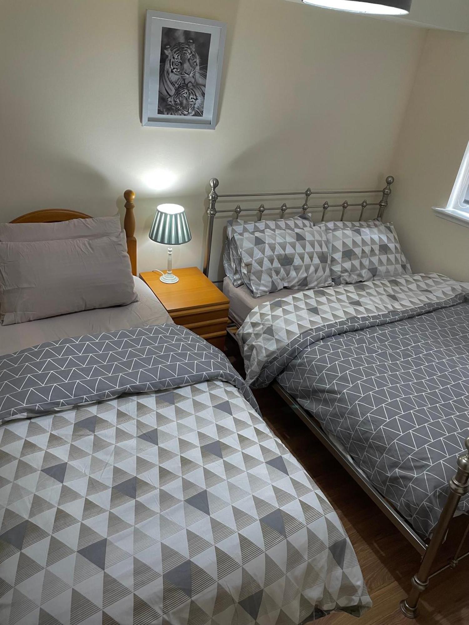 3 Bed, 2 Bedroom City Centre Apt Apartment *