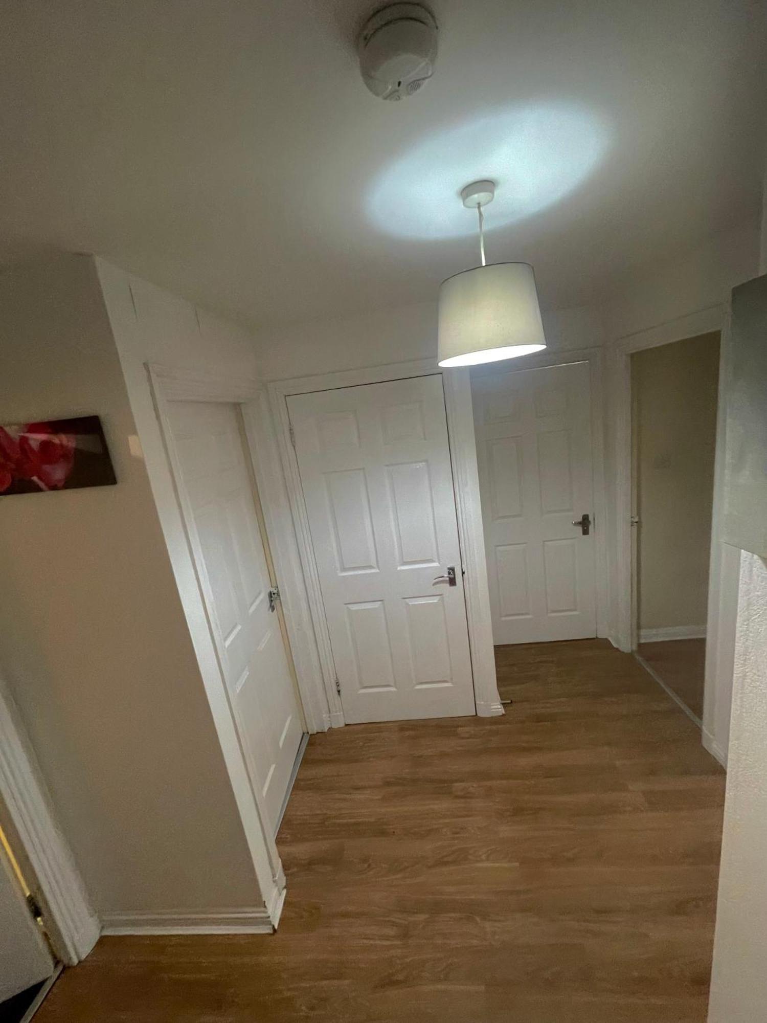 3 Bed, 2 Bedroom City Centre Apt * Glasgow