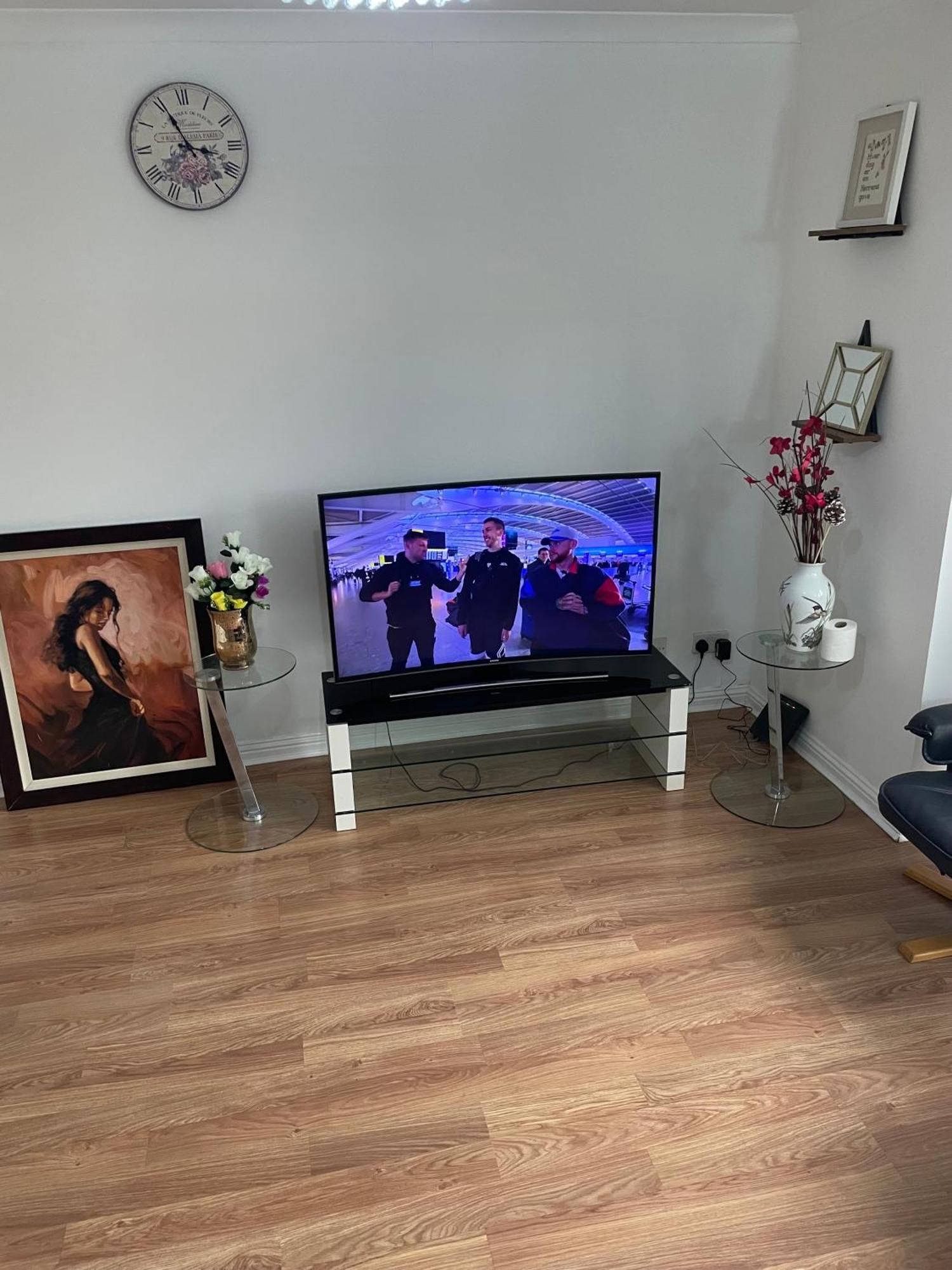 Apartment 3 Bed, 2 Bedroom City Centre Apt