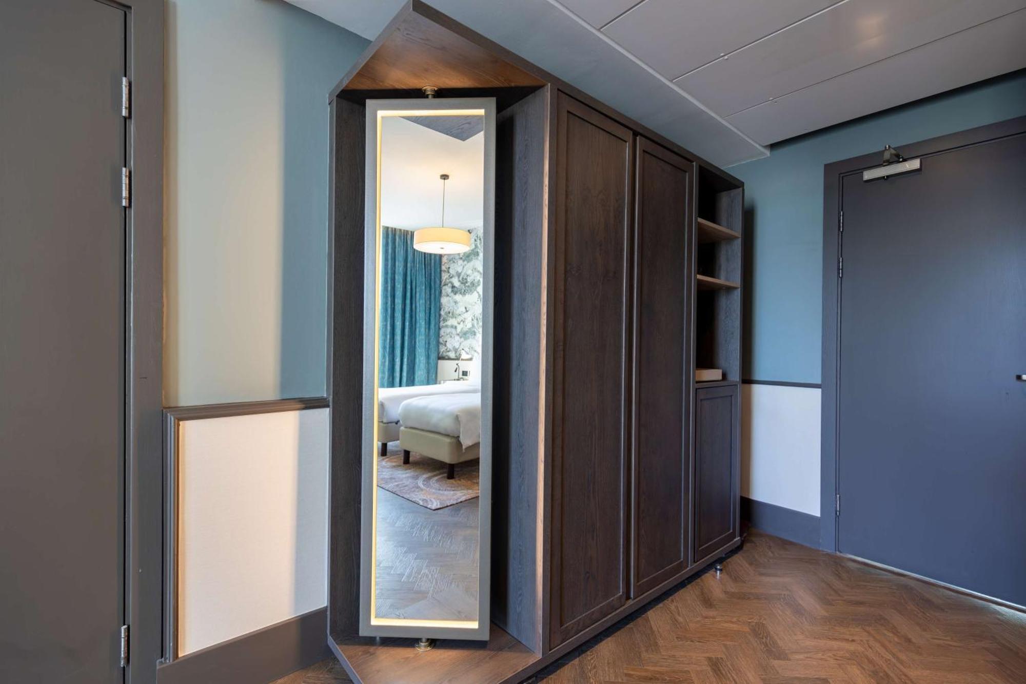 Radisson Blu Hotel, Hotel