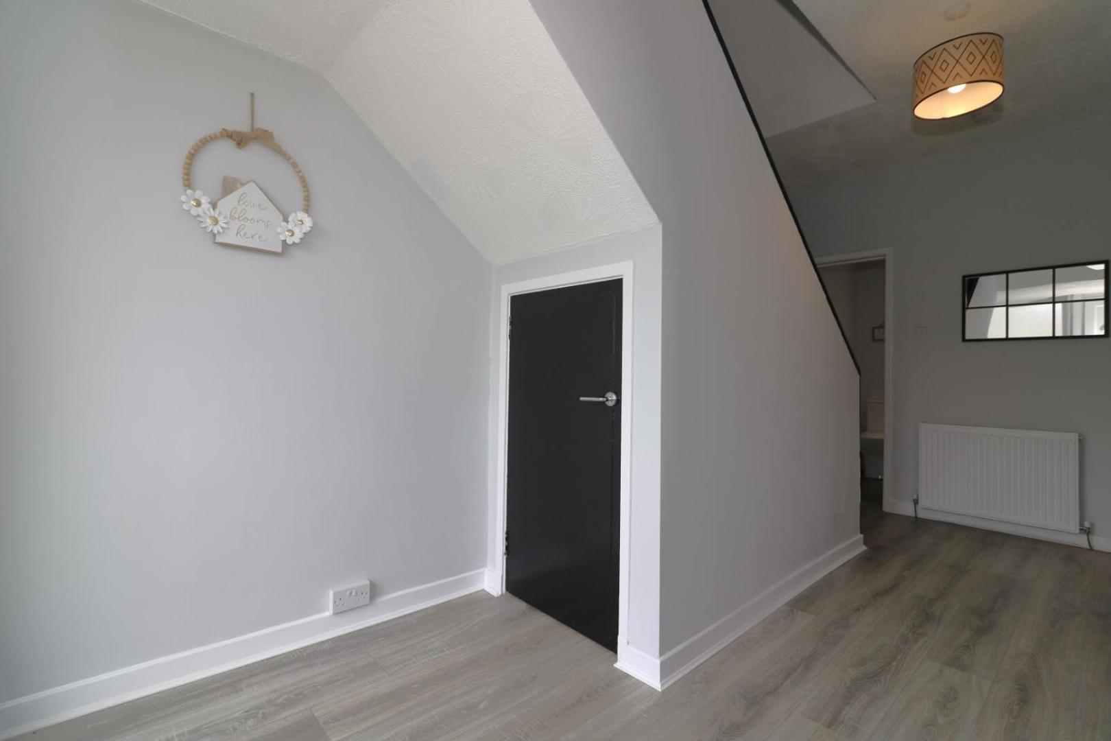 Signature - Huntley House Apartment Glasgow