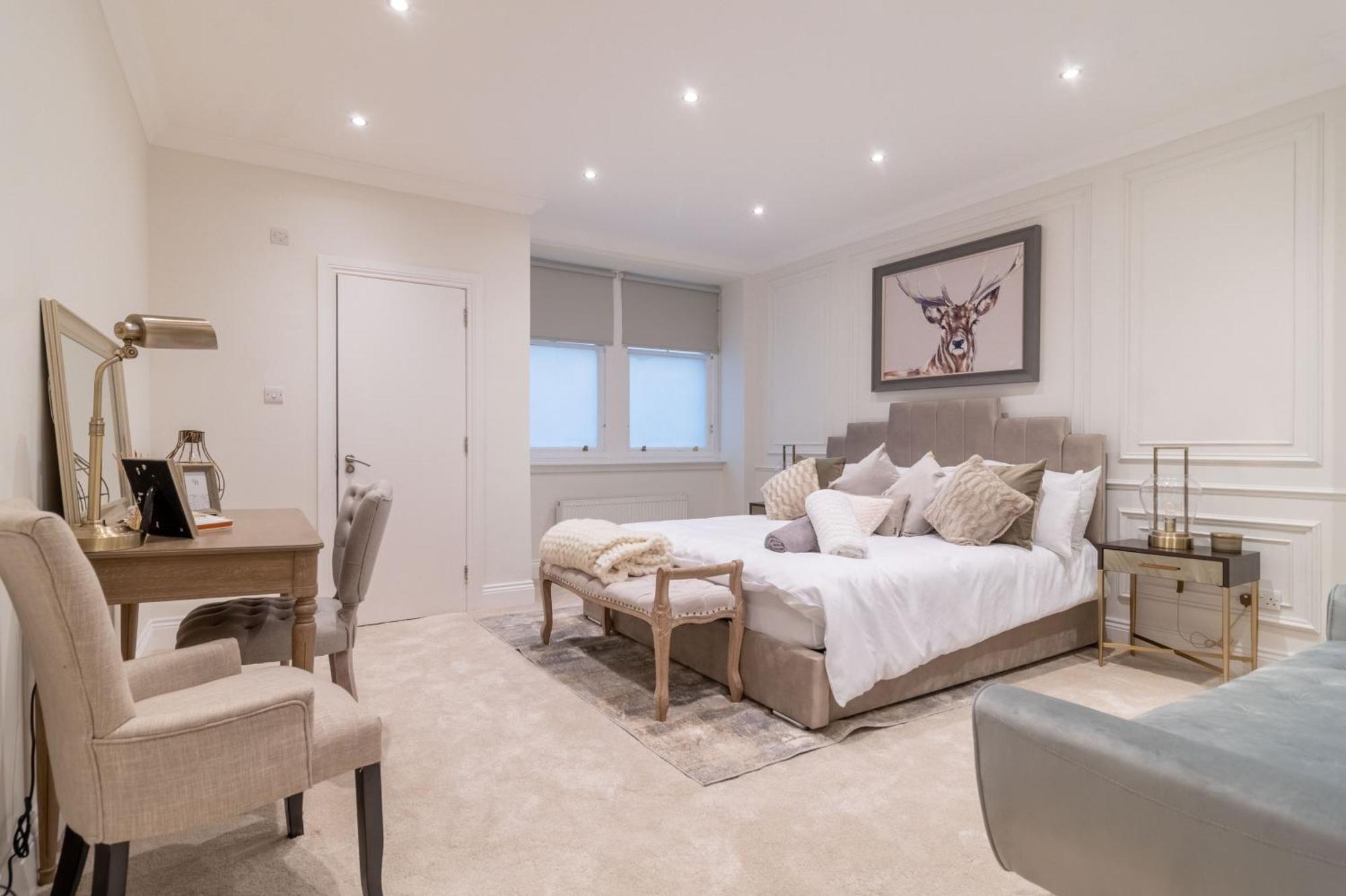 Large Blythswood Glasgow