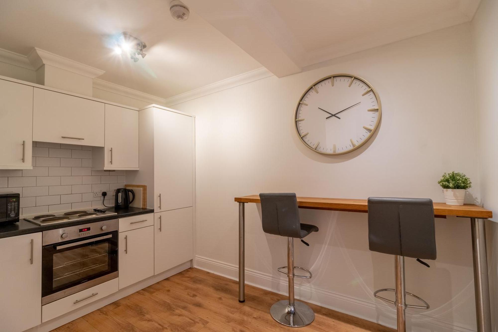 Large Blythswood