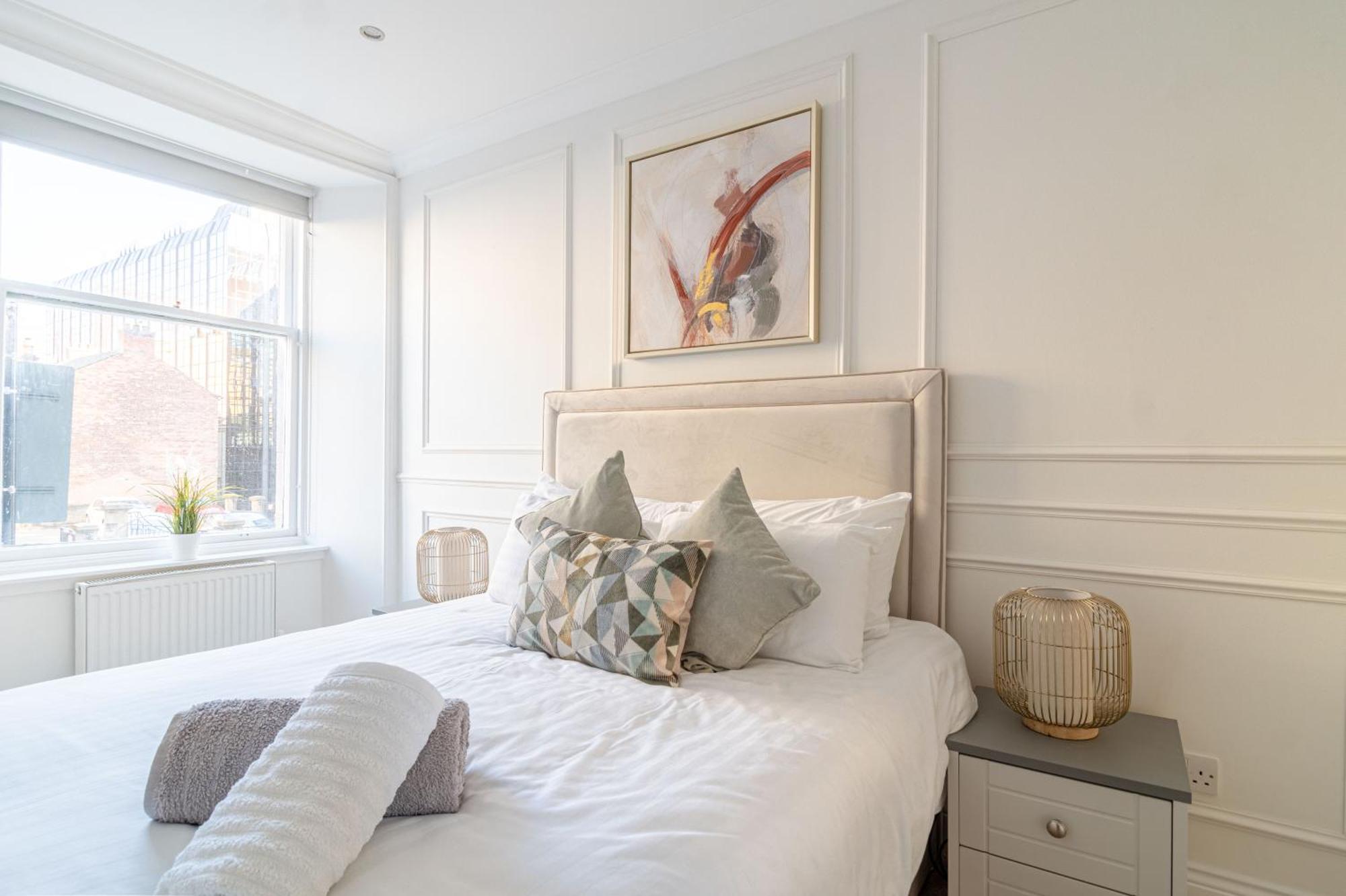 Large Blythswood * Glasgow