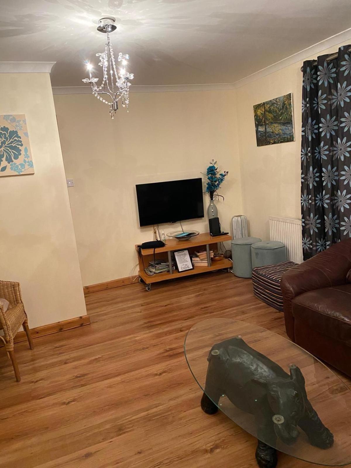 Stunning 3 Bedroom House With 2 Bathrooms Holiday home