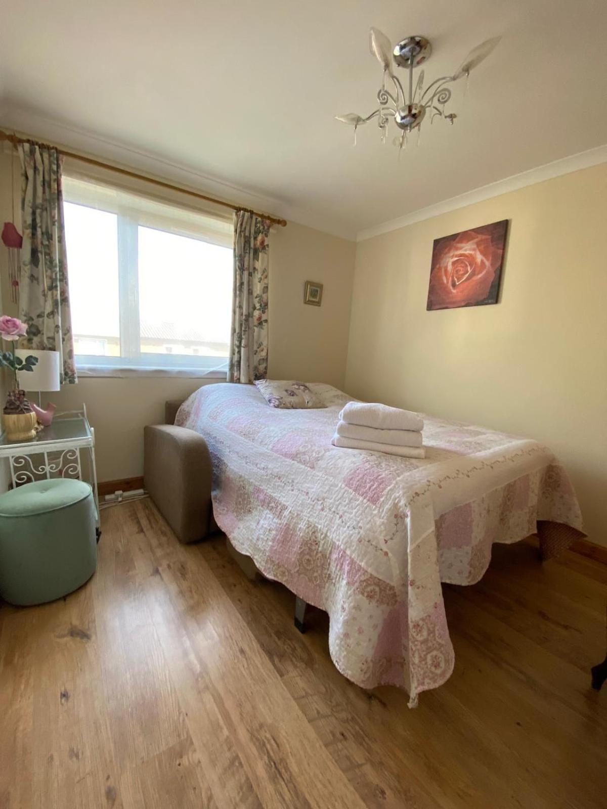 Holiday home Stunning 3 Bedroom House With 2 Bathrooms