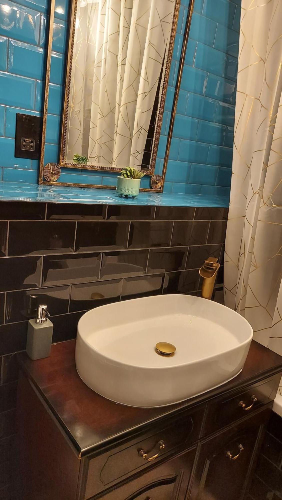 Luxurious With A Private Bathtub And Shared Toilet And Kitchen 10mins From Centre Homestay *