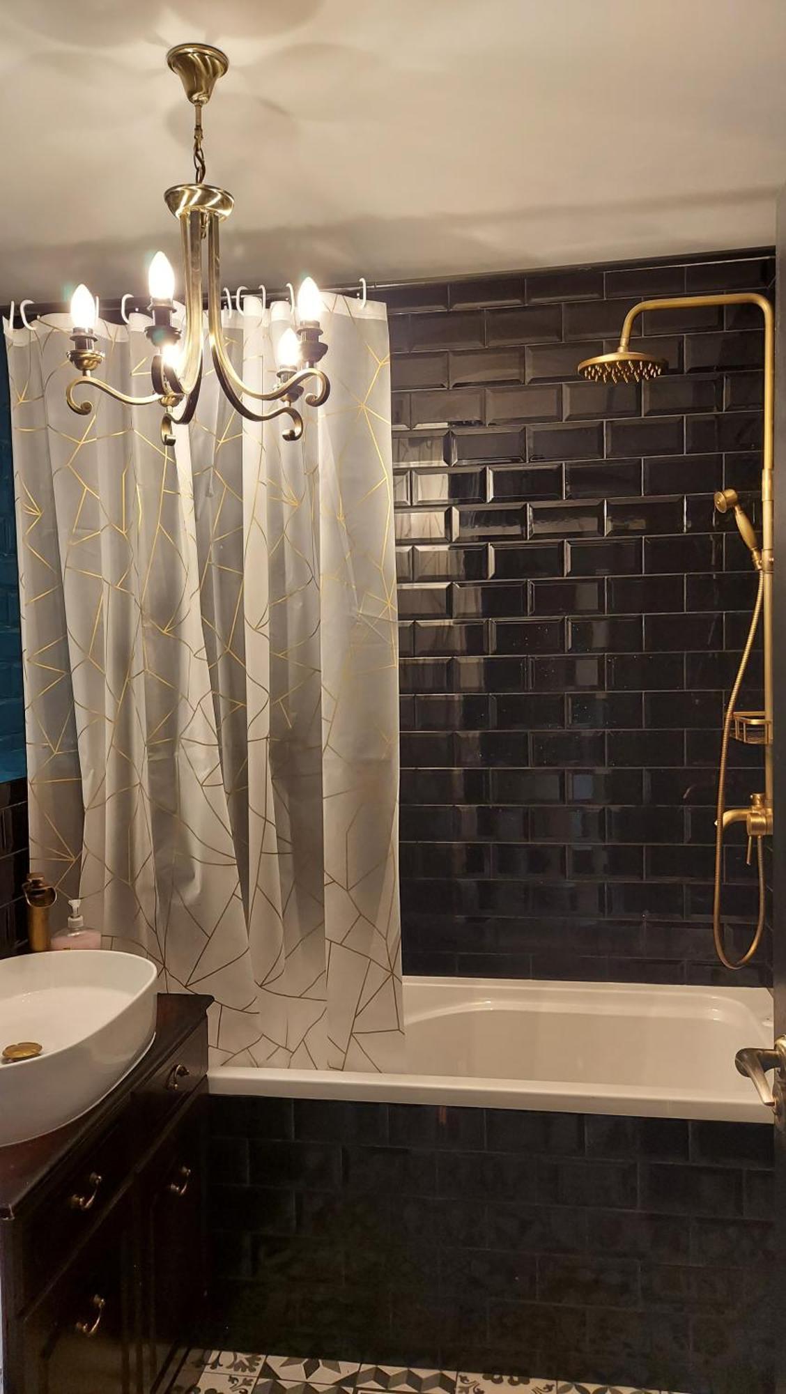 Homestay Luxurious With A Private Bathtub And Shared Toilet And Kitchen 10mins From Centre