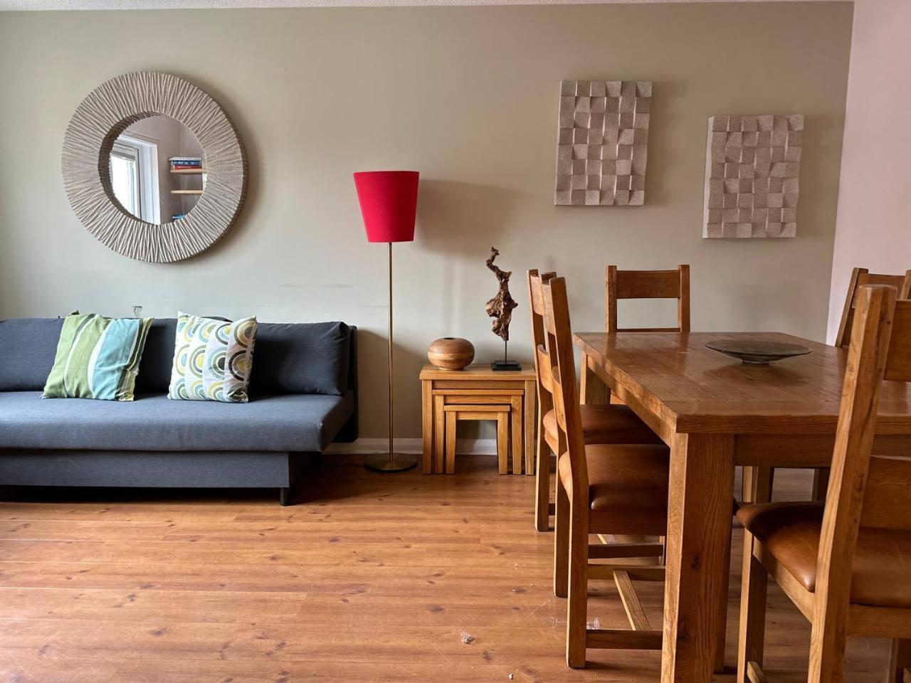Beautiful House In Clydebank *