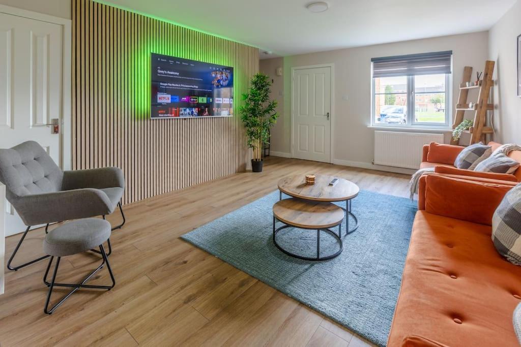 Modern 3 Bedroom In