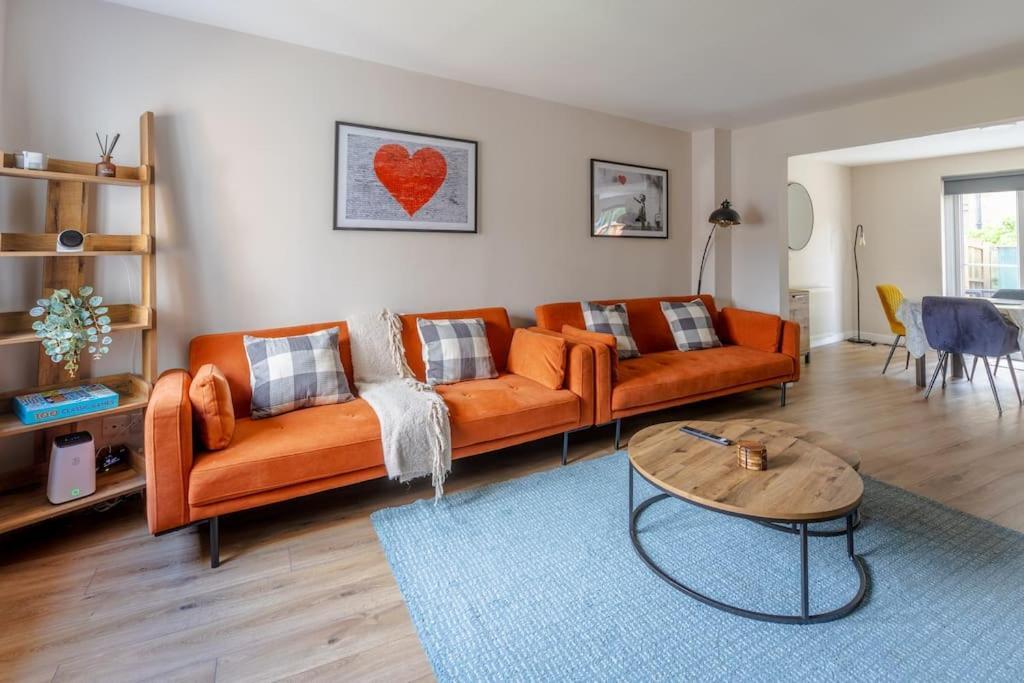 Modern 3 Bedroom In