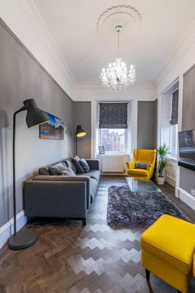 Bright And Airy * Glasgow