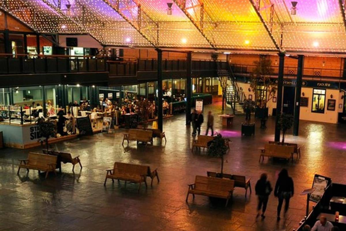 City Centre W Parking & Hyperoptic Wifi *