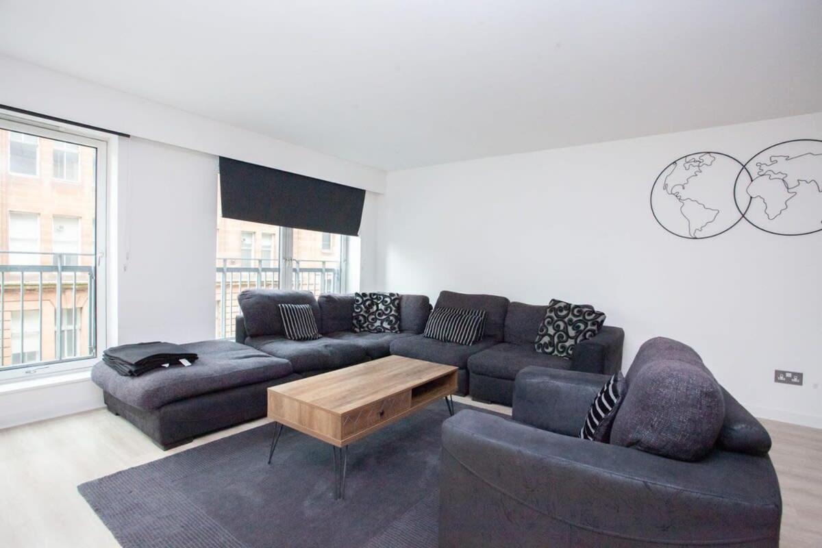 Apartment City Centre W Parking & Hyperoptic Wifi *
