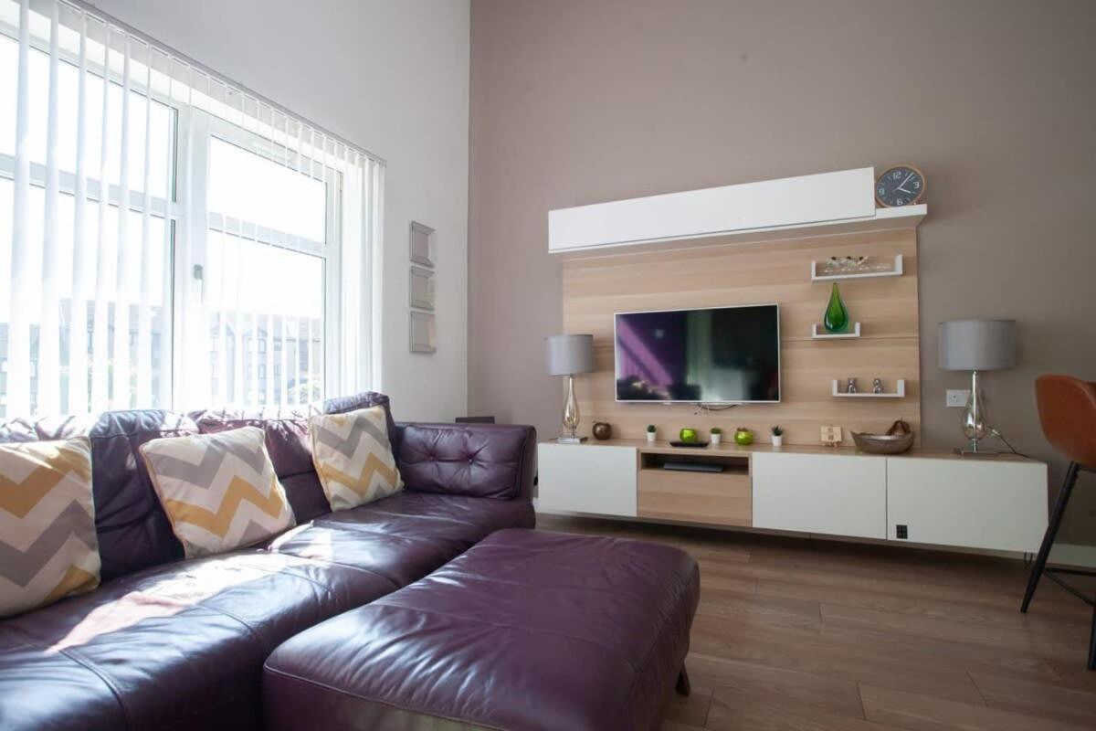 Mosspark Boulevard Exec Ii - Free Parking Apartment