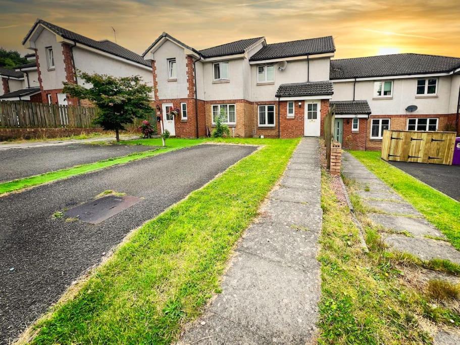 Apartment Semi-detached In *
