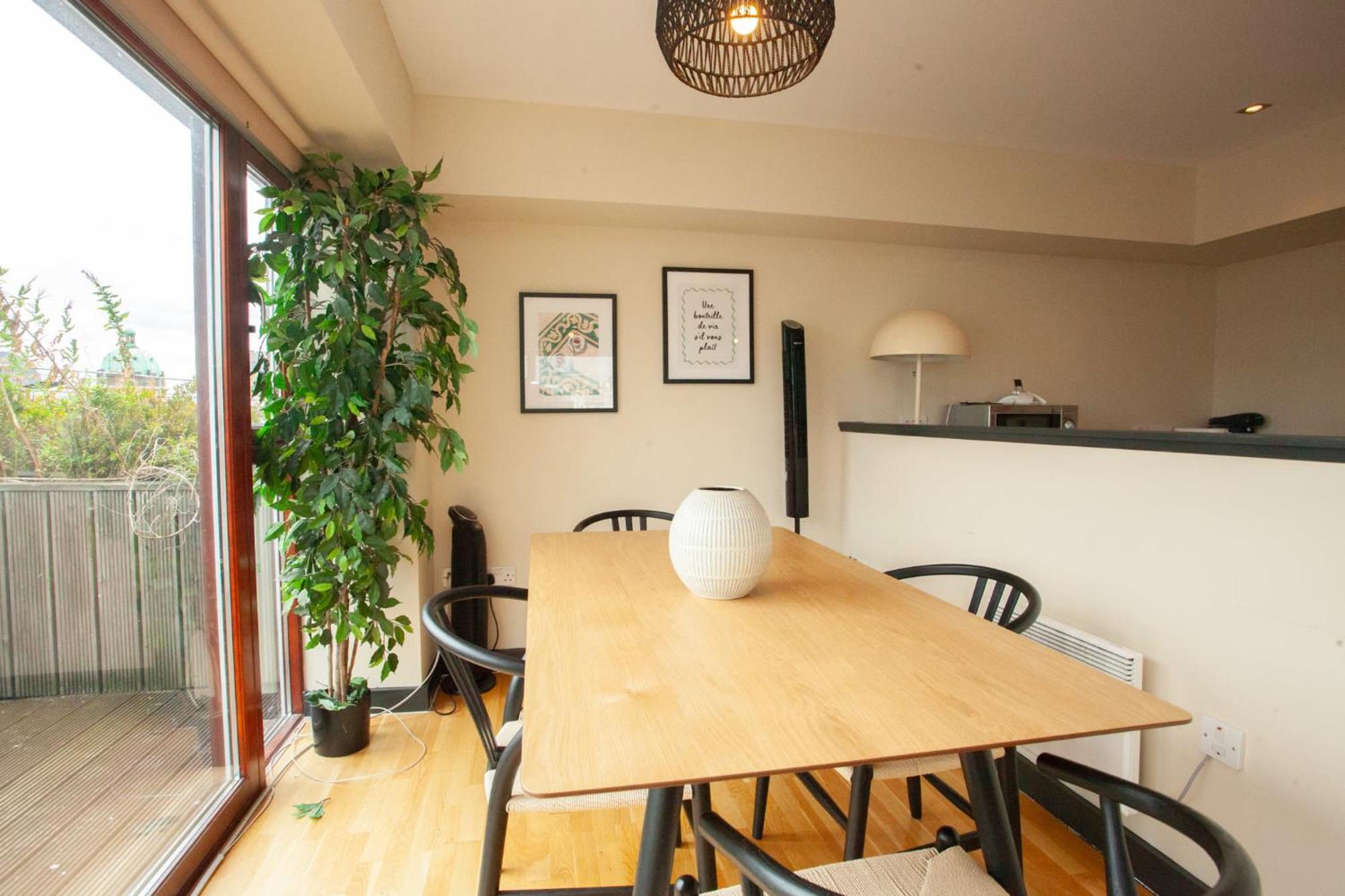 Beautiful Penthouse In Centre Location Holiday home Glasgow