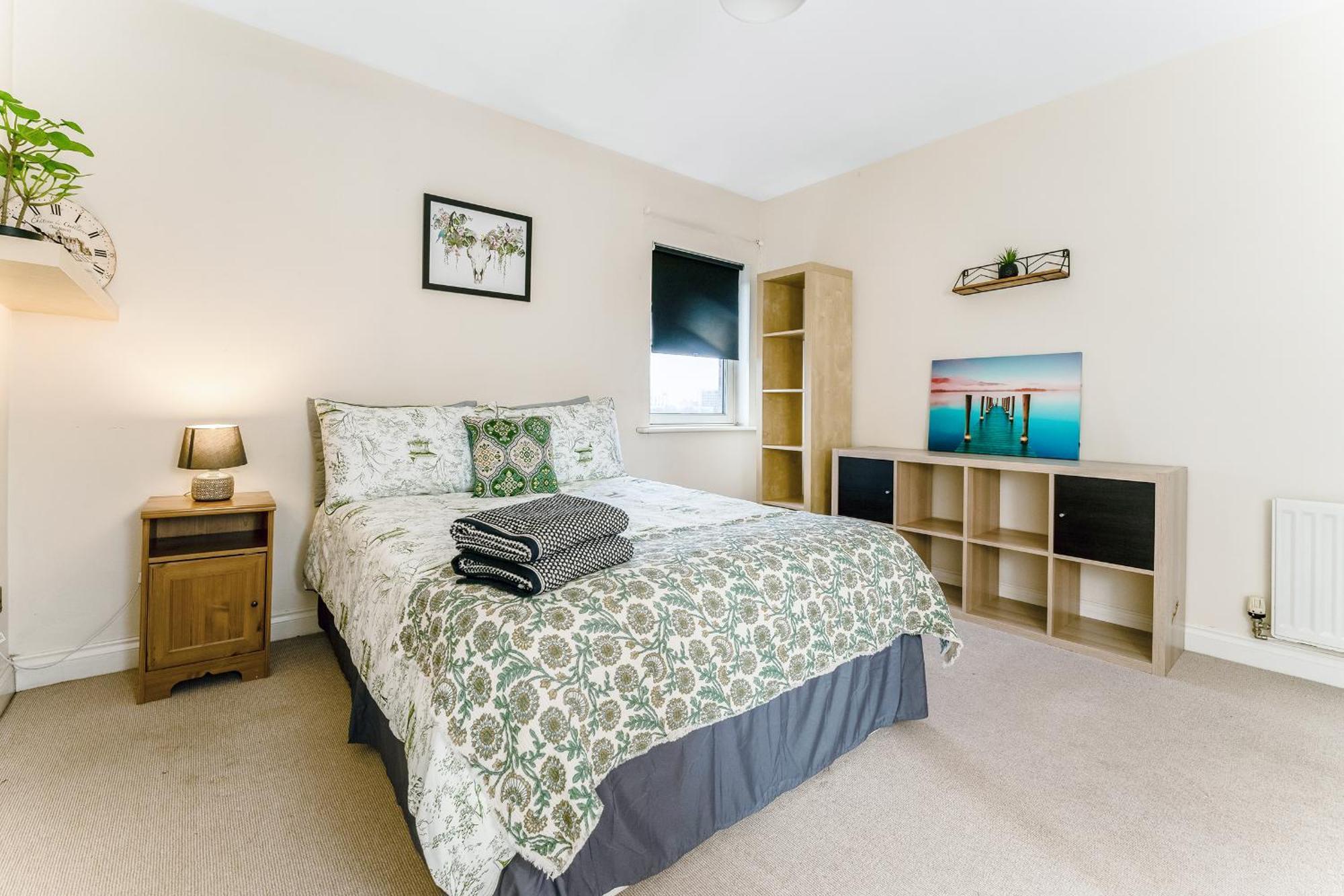 4bed Finnieston Skyhigh Duplex *