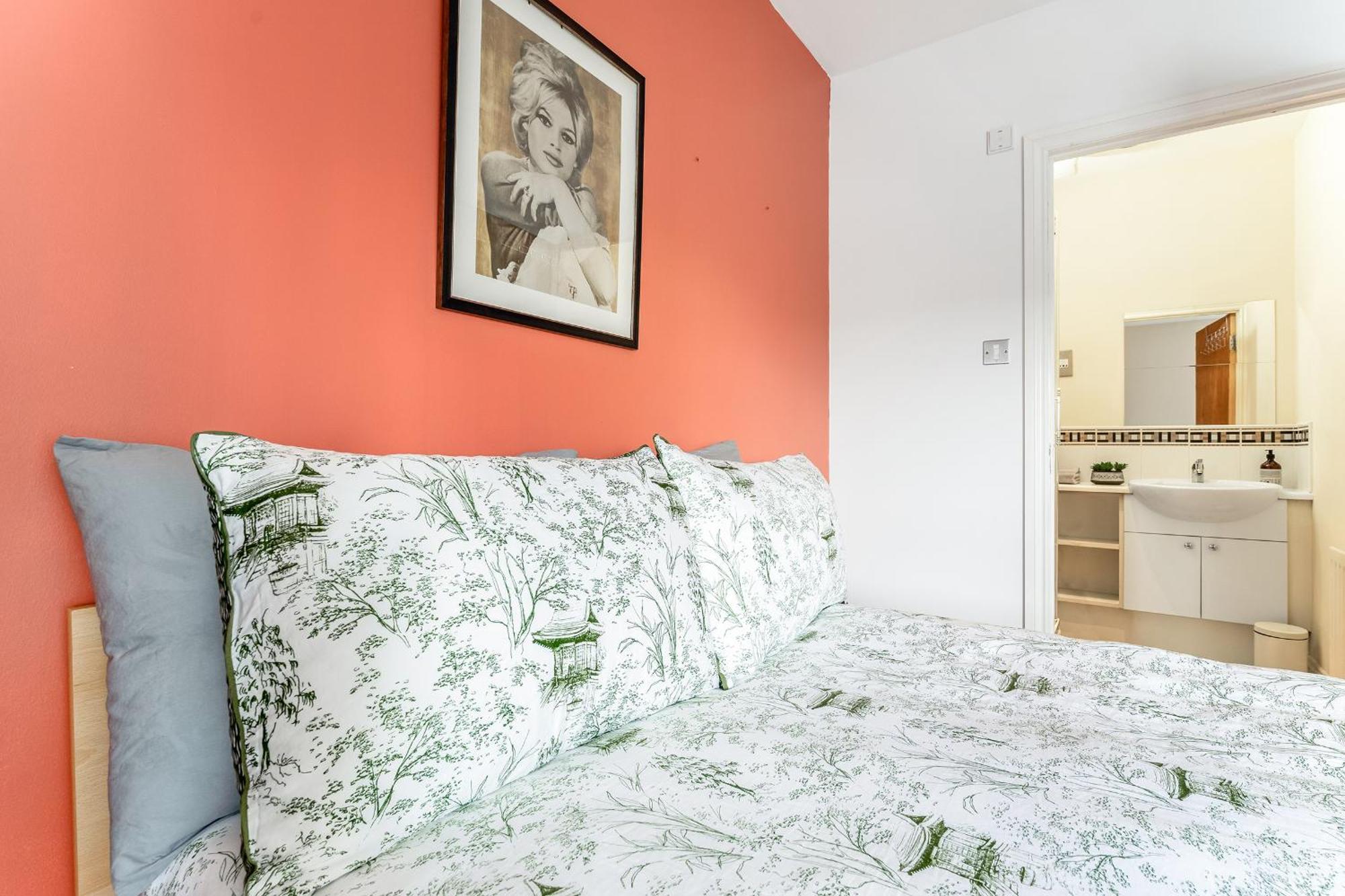 4bed Finnieston Skyhigh Duplex *