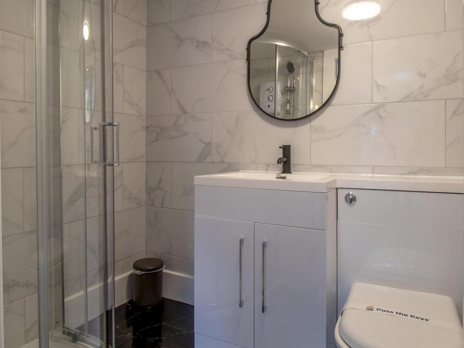 Apartment Pass The Keys Dream With Loft West End *