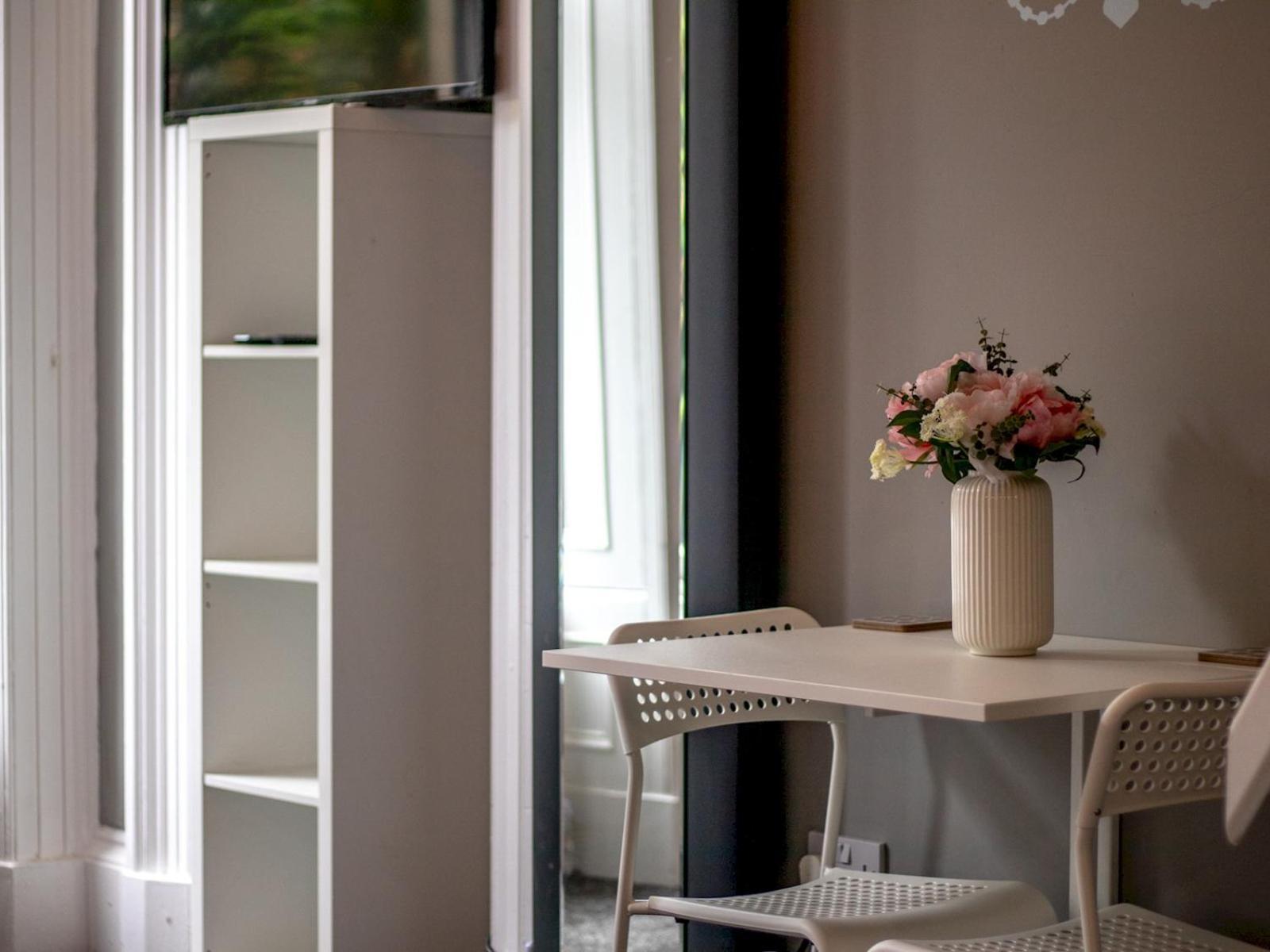 Apartment Pass The Keys Dream With Loft West End *