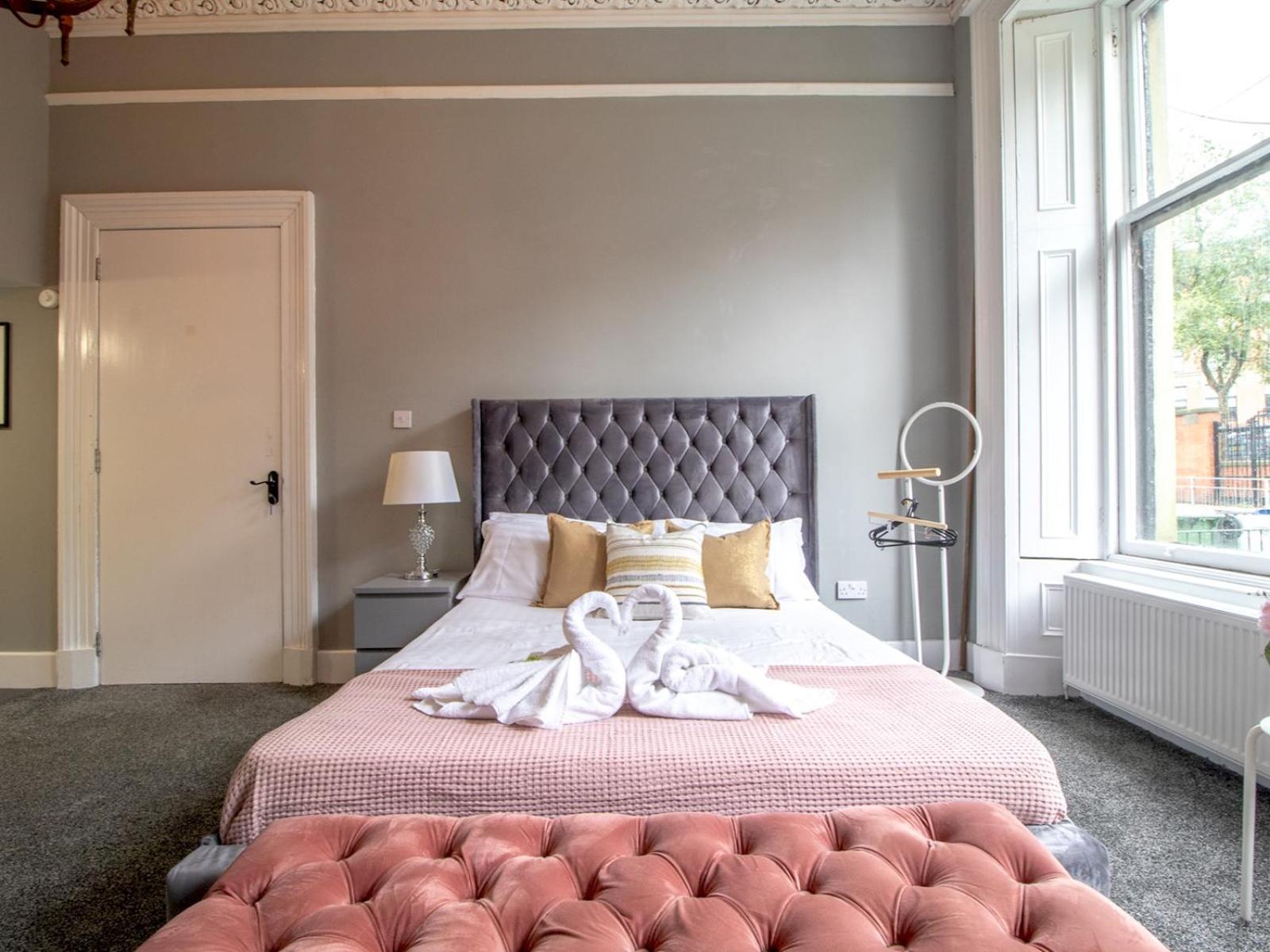 Pass The Keys Dream With Loft West End Apartment Glasgow