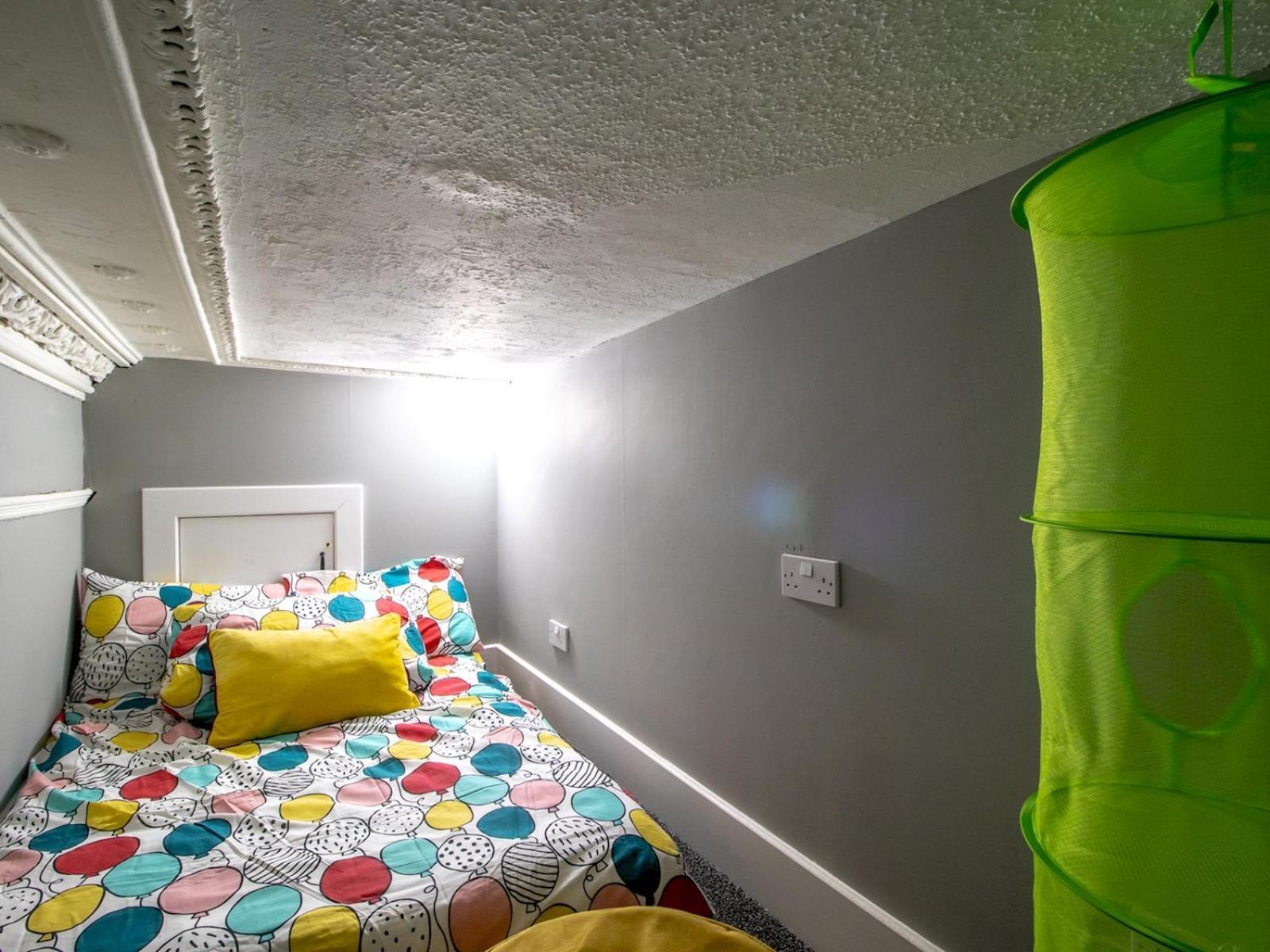 Pass The Keys Dream With Loft West End