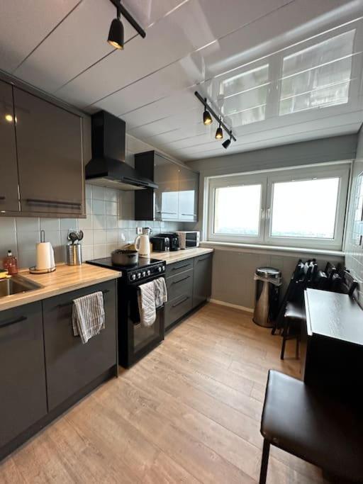 Floor Of The Building, Spectacular Views! Apartment Glasgow