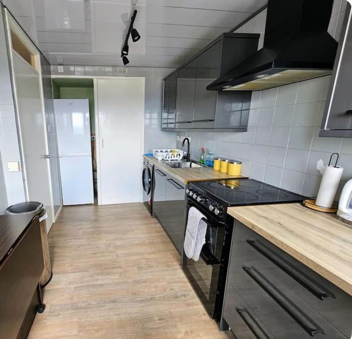 Floor Of The Building, Spectacular Views! Apartment