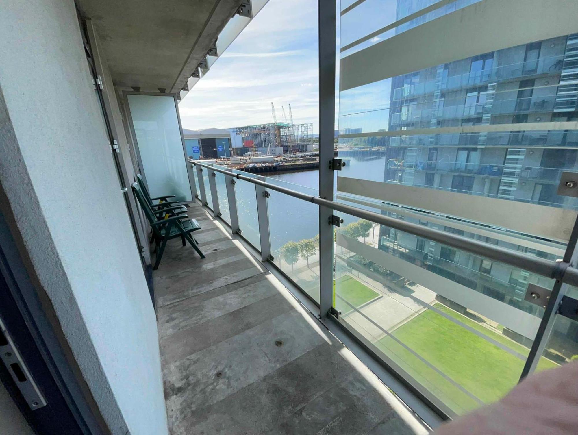Apartment Harbour River West End *