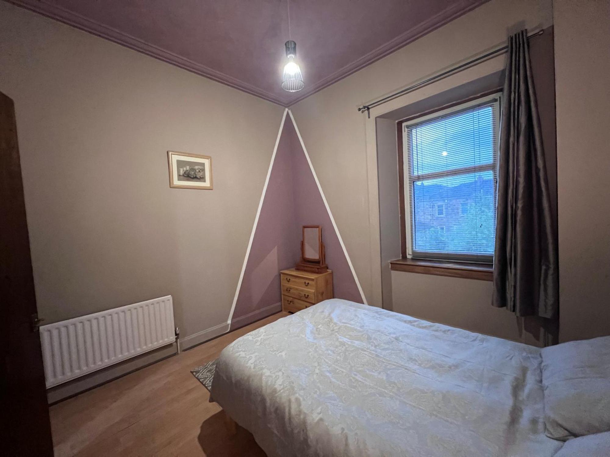 Traditional 5 Bedroom House Free Parking Westend Holiday home Glasgow