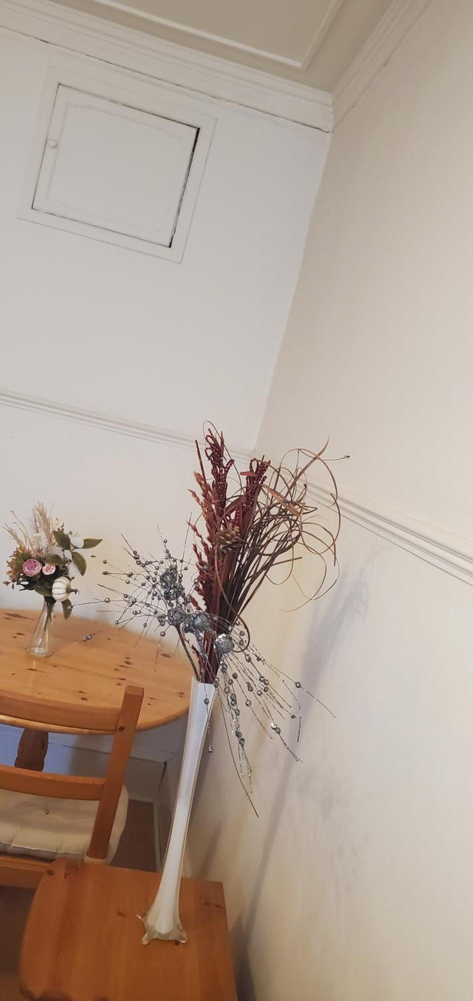 Flat In Close To Local Amenities