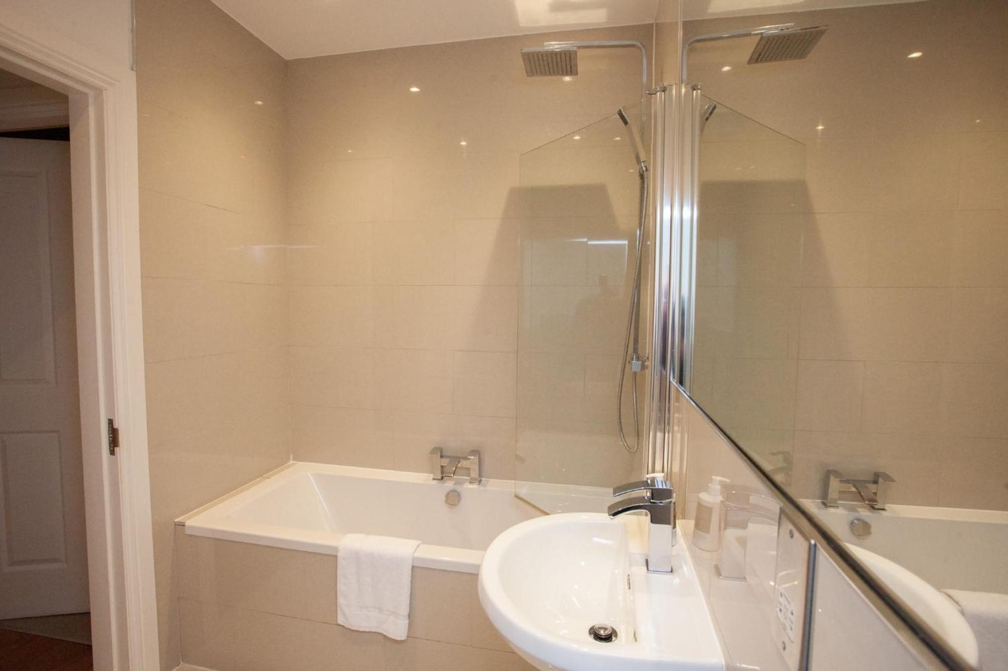Holiday home Charming Sandstone-basement In West End Glasgow