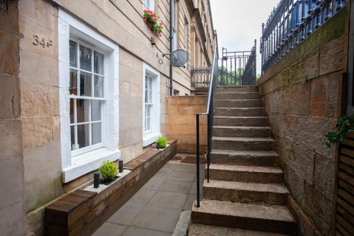 Beautiful 2 Bed Flat With A Private Terrace Apartment