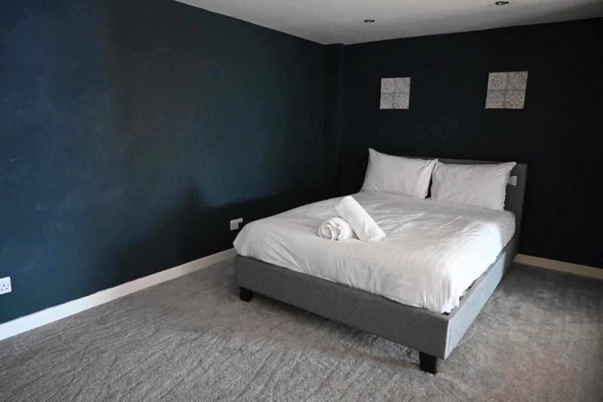 Stunning Centre Duplex *