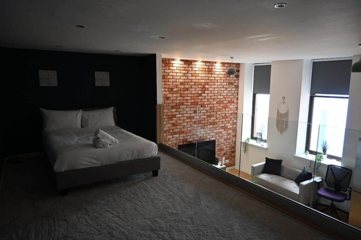 Stunning Centre Duplex Apartment