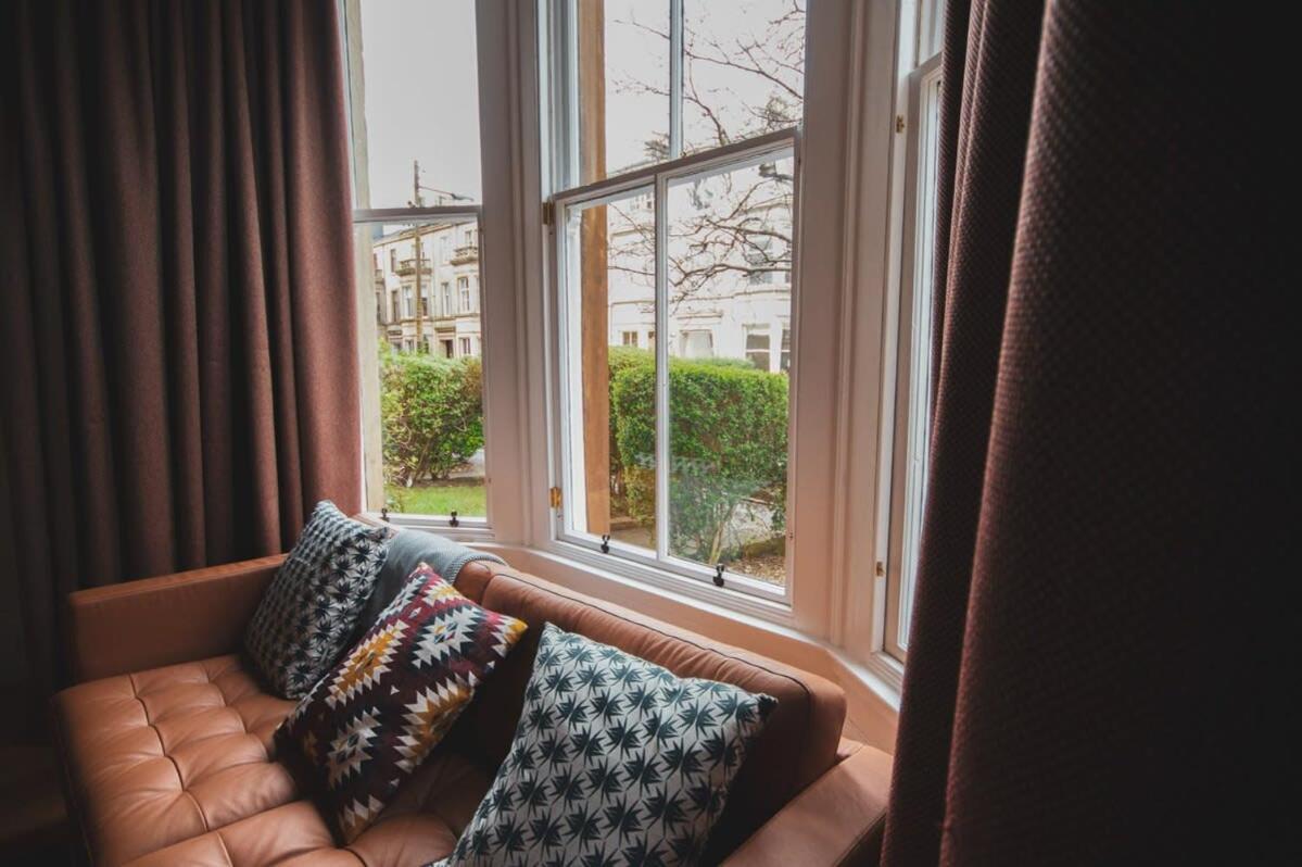 Stunning 3 Bed Flat In The Heart Of The West End Holiday home