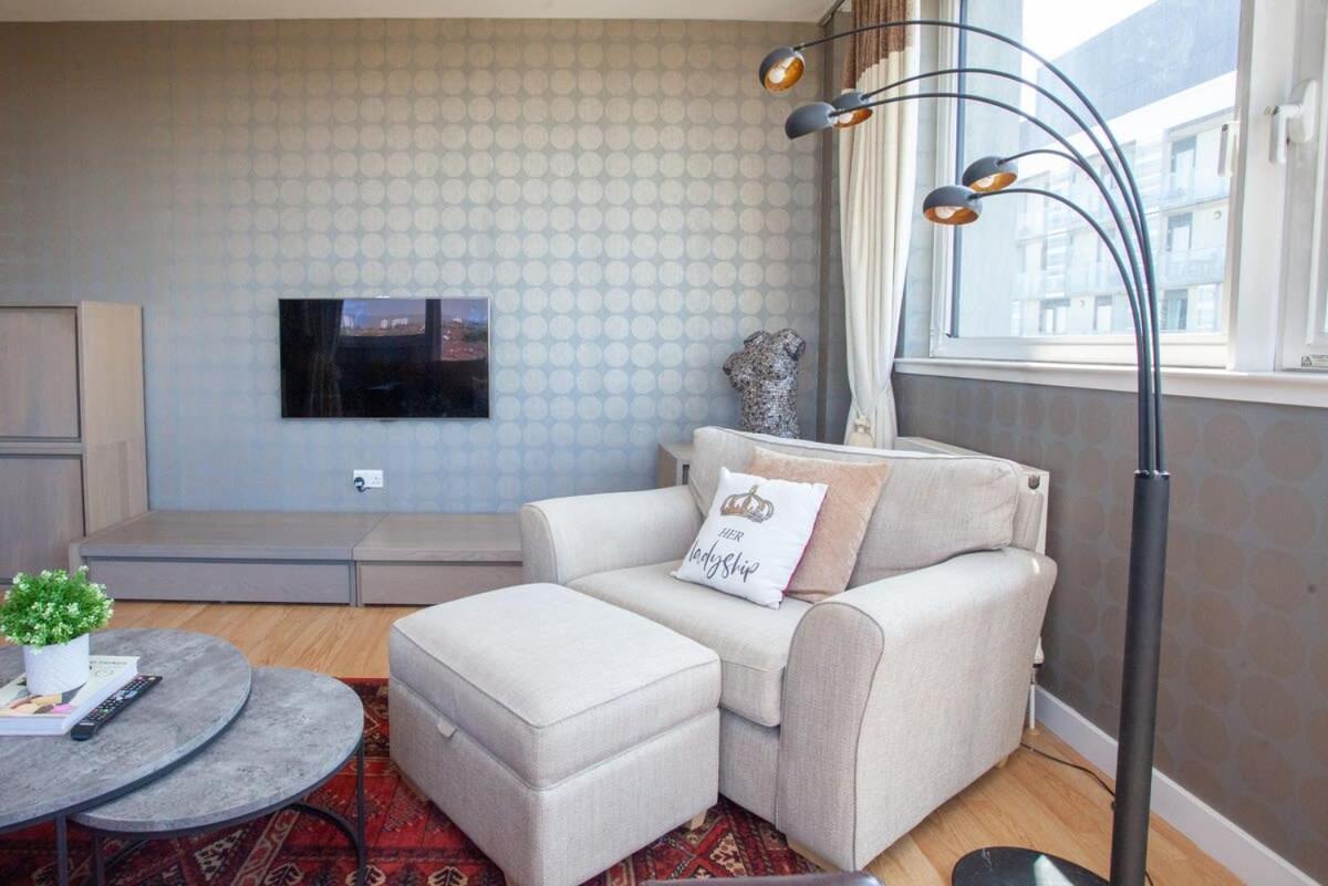 Apartment Riverside Flat With Stunning Views Glasgow