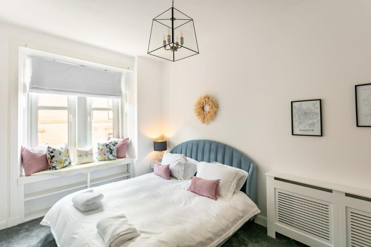 Boutique West End - 'the Nook' * Glasgow
