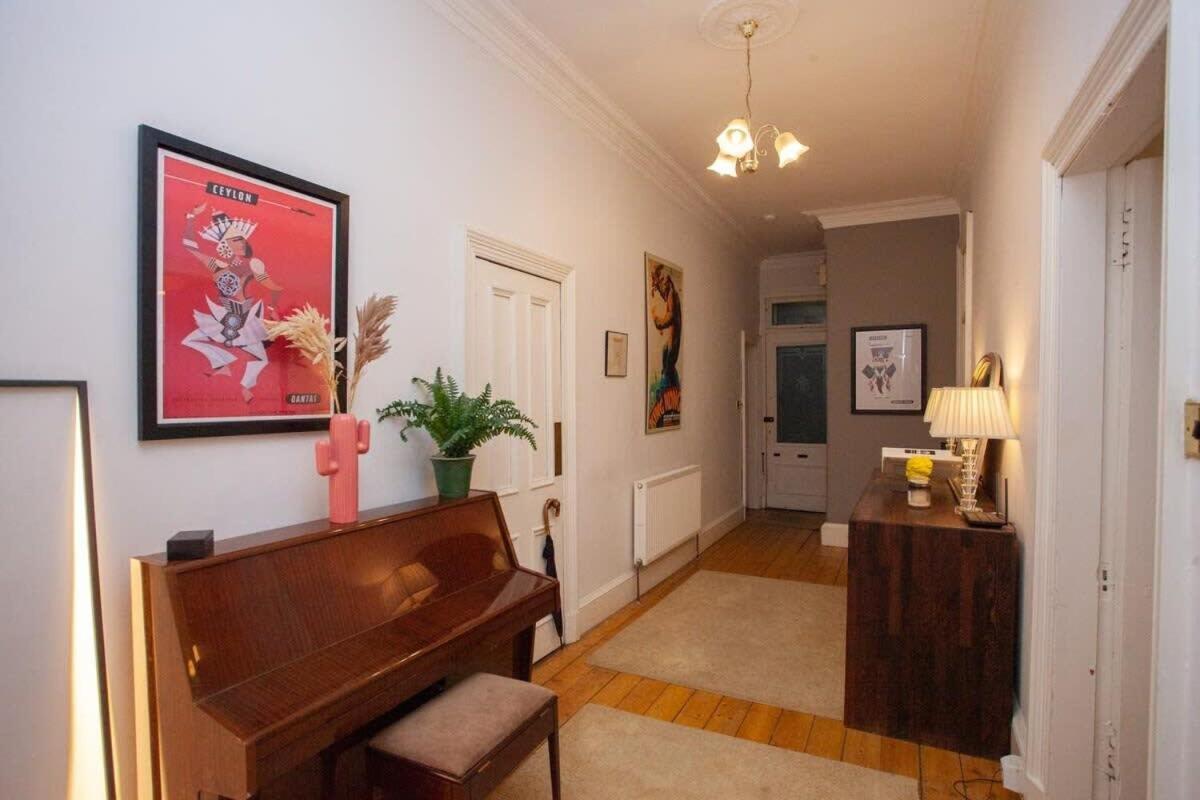 Lovely Flat In Ideal Location Apartment Glasgow
