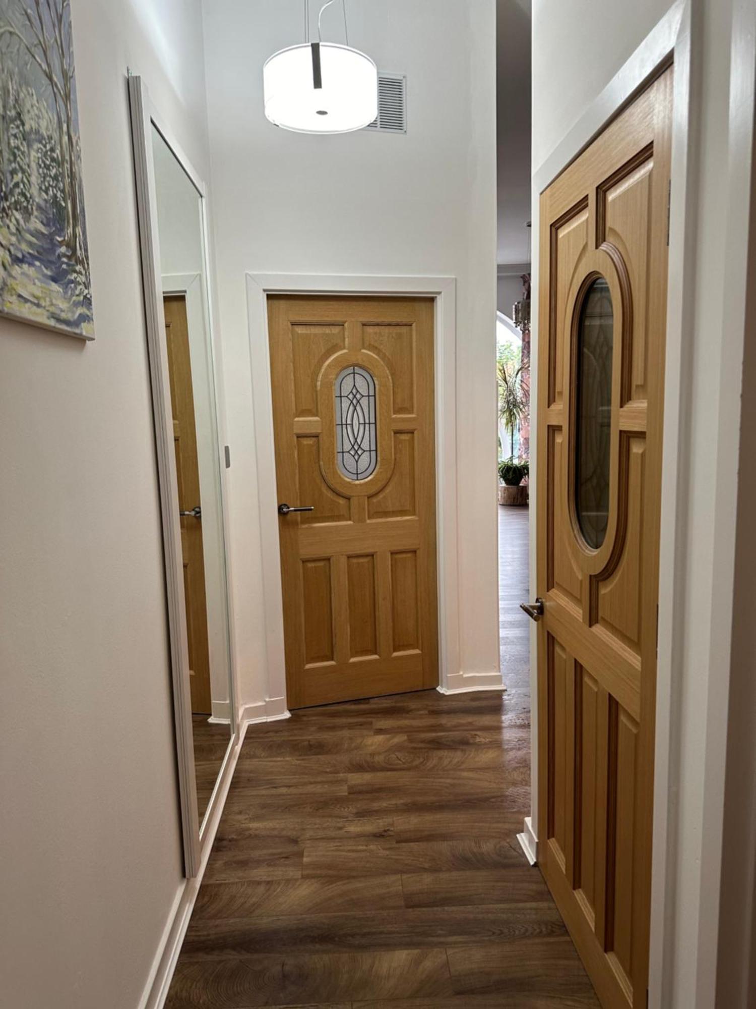 Stunning 2 Bedroom Apartment *