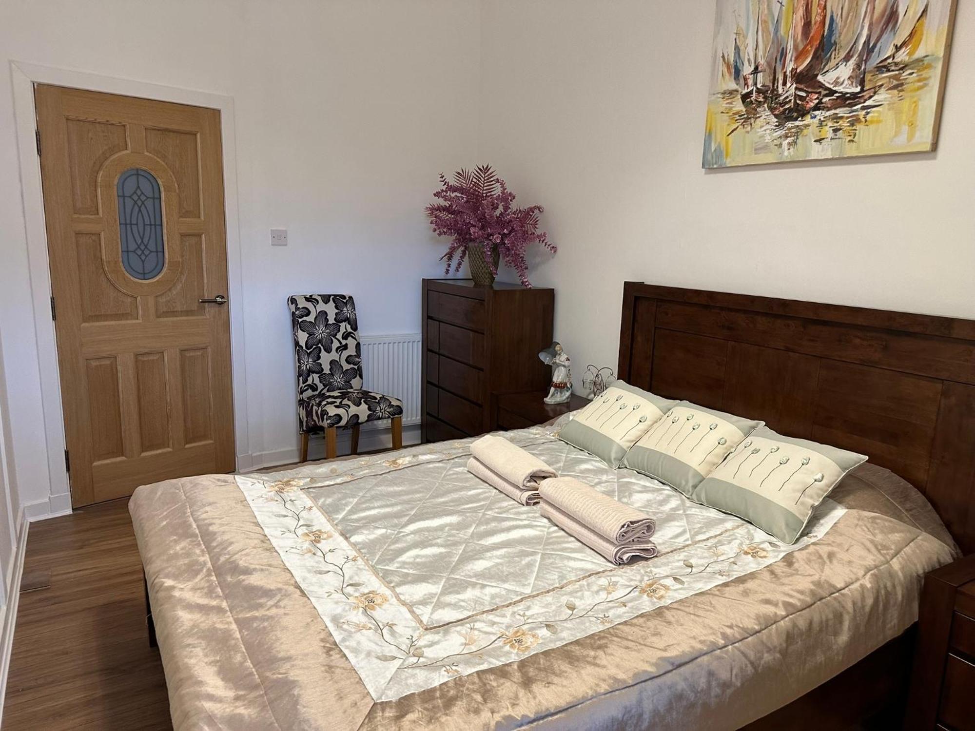 Apartment Stunning 2 Bedroom Glasgow