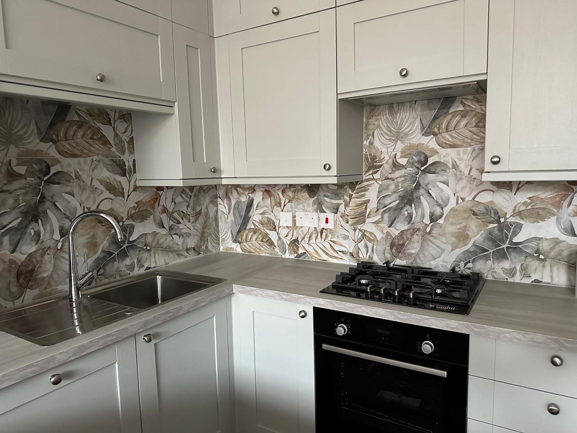 Stunning 2 Bedroom *
