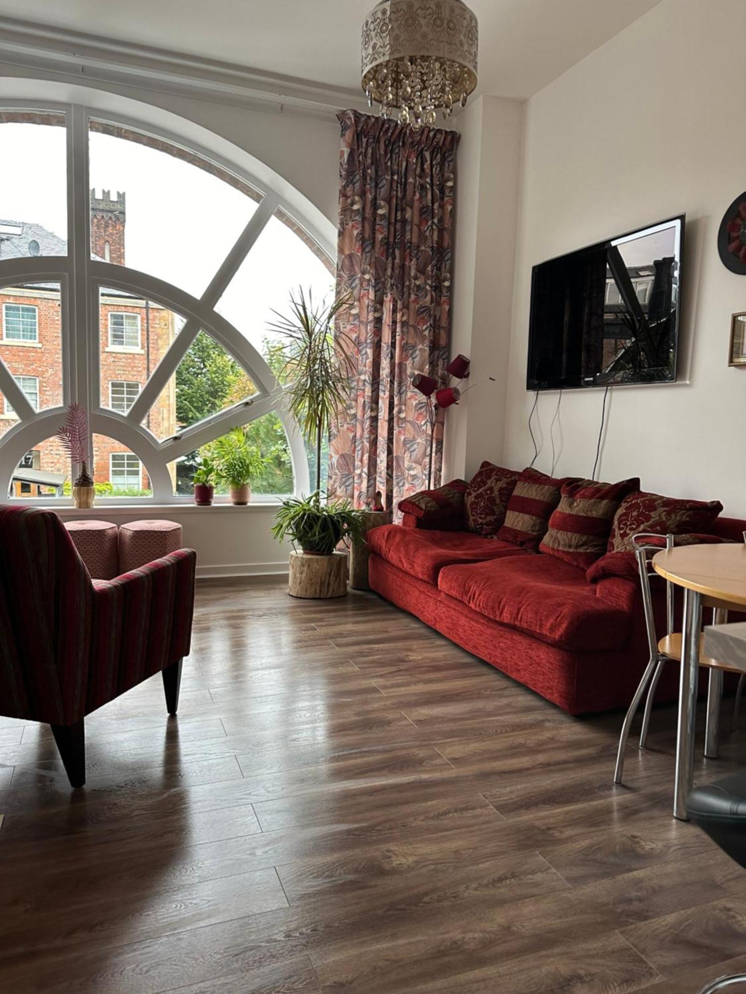 Stunning 2 Bedroom Apartment Glasgow