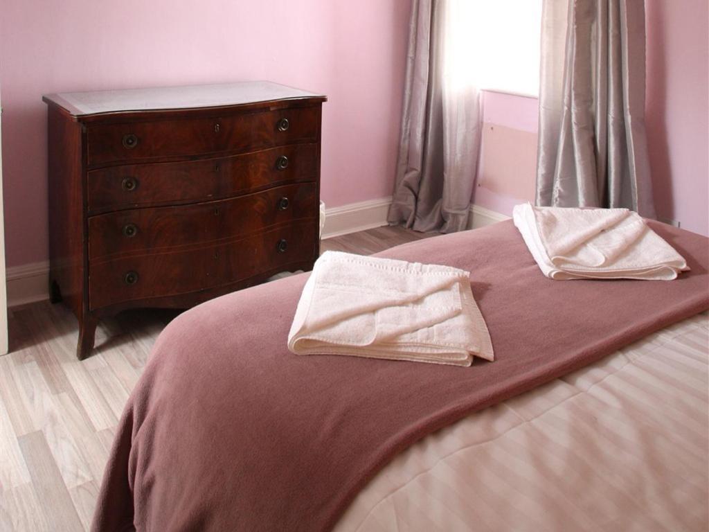Charlotte Service Aparments Apartment Glasgow