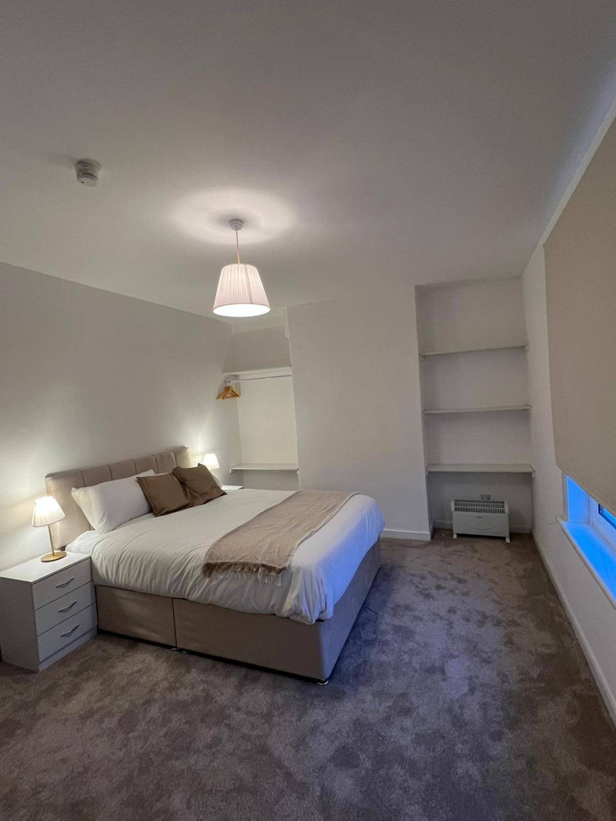 Archillects Entire Two Bedroom Comfy House - Free Parking